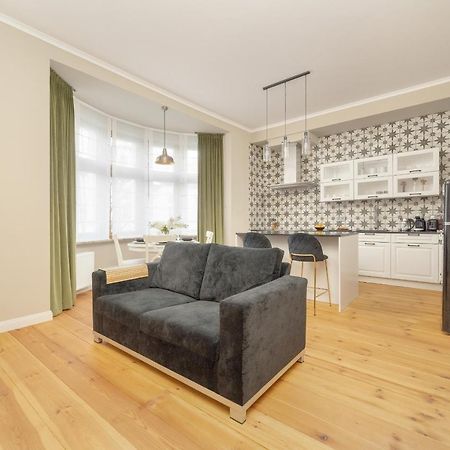 Aesthetic One Bedroom Apartment In Wroclaw By Noclegi Renters Luaran gambar