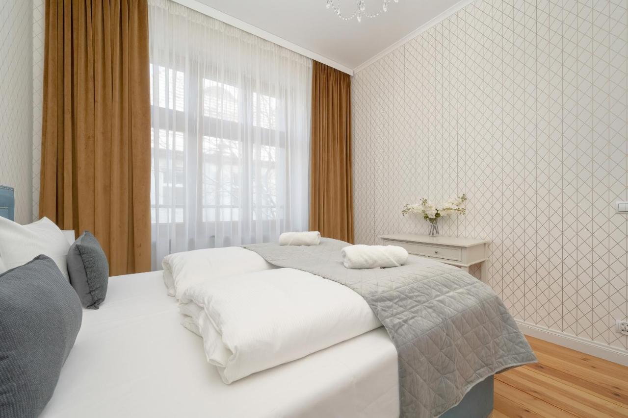 Aesthetic One Bedroom Apartment In Wroclaw By Noclegi Renters Luaran gambar